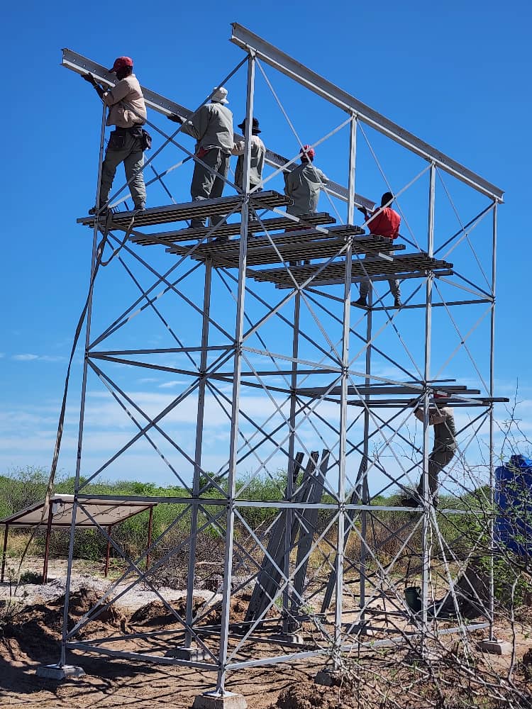 Water Tank Stand for Lodge